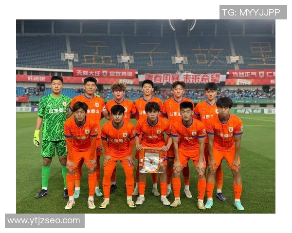 河南建业与山东鲁能泰山激战正酣谁将赢得这场焦点对决 河南建业与山东鲁能泰山激战正酣谁将赢得这场焦点对决