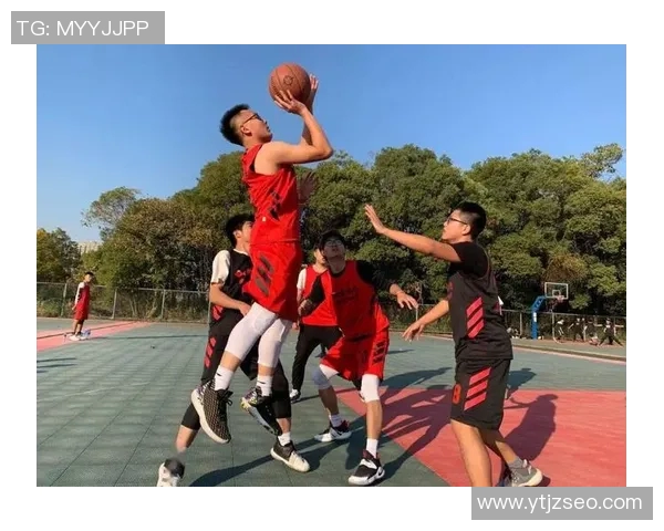 跑轰战术的魅力与挑战：如何在现代篮球中实现快速进攻的完美结合